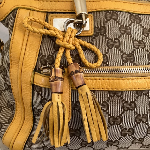 Gucci Bella cloth and Leather bag with Crossbody Strap - Picture 10 of 14